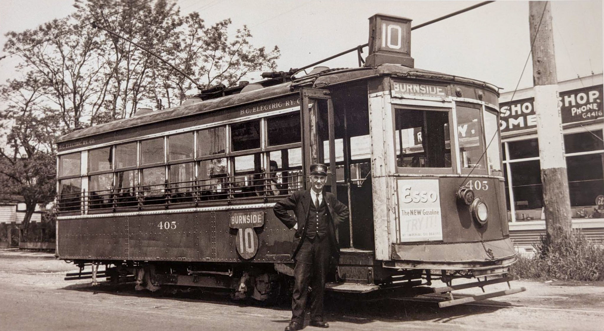 BC Electric Railway company streetcar 405 in Victoria, signed 10 Burnside. Date unknown.